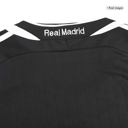 Retro RAUL #7 Men's Real Madrid 2006/07 Away Long Sleeve Soccer Jersey product view 2