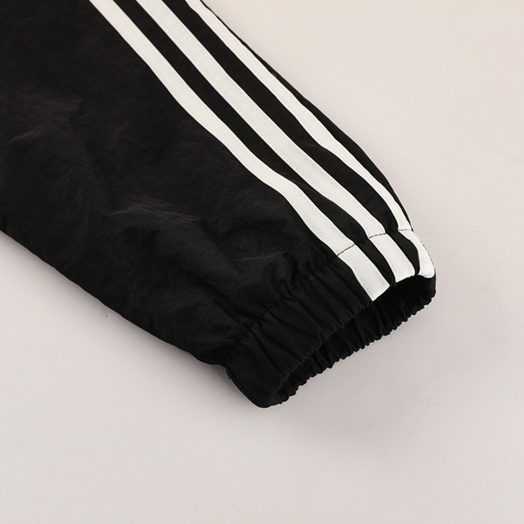 Men's Manchester United 2025/26 Windbreaker Jacket product view 3