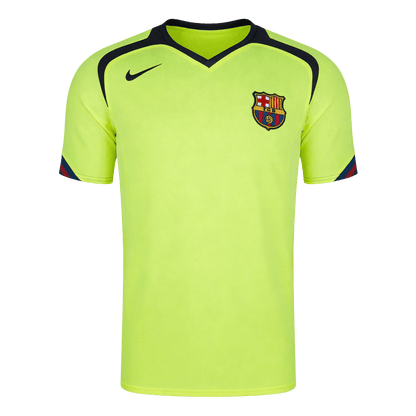 Retro Men's Barcelona 2005/06 Away Soccer Jersey product view 1