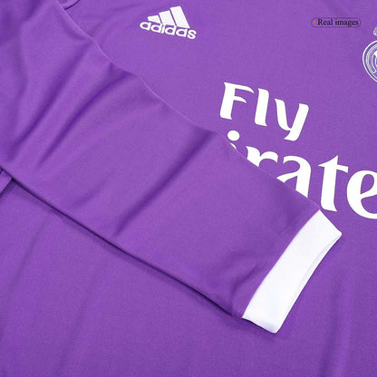 Retro Men's Real Madrid 2016/17 Away Long Sleeve Soccer Jersey product view 4