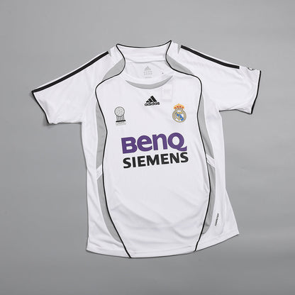 Retro BECKHAM #23 Men's Real Madrid 2006/07 Home Soccer Jersey product view 3