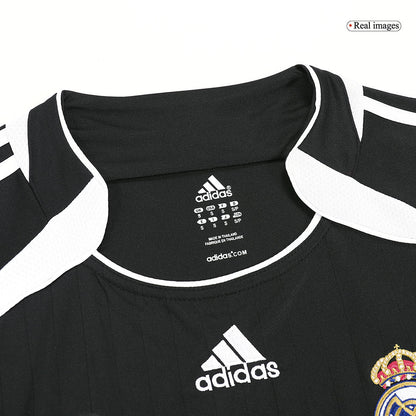 Retro Men's Real Madrid 2006/07 Away Long Sleeve Soccer Jersey product view 7