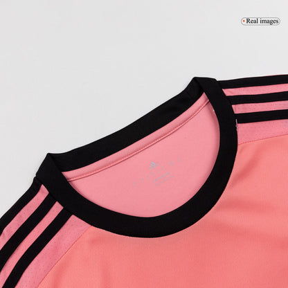 Retro Men's Juventus 2015/16 Away Soccer Jersey product view 7