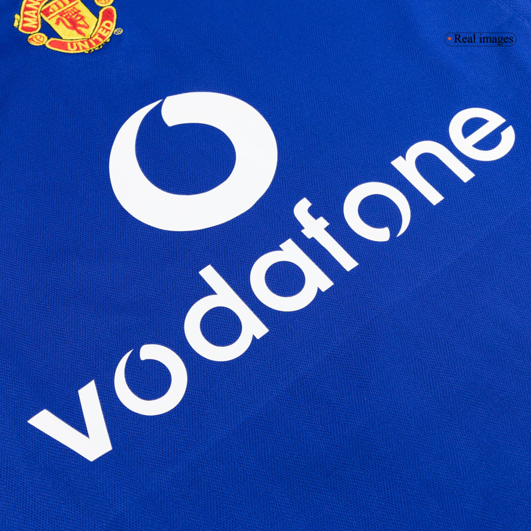 Retro Men's Manchester United 2005/06 Away Soccer Jersey product view 3
