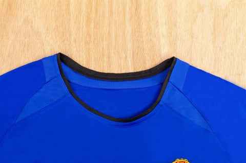 Retro Men's Manchester United 2002/03 Third Soccer Jersey product view 3