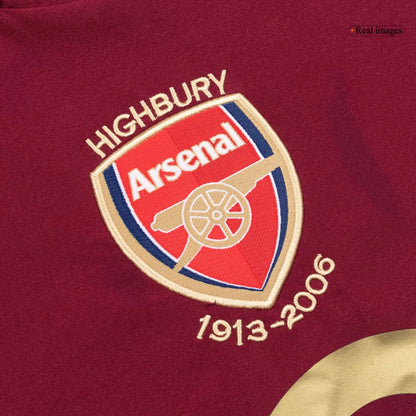Retro Men's Arsenal 2005/06 Home Long Sleeve Soccer Jersey product view 6