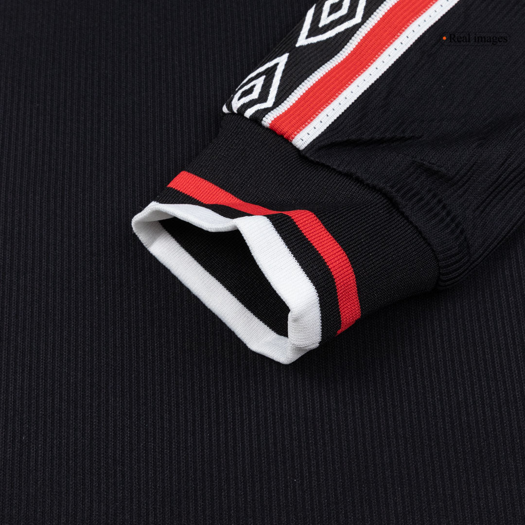 Retro Men's Manchester United 1998 Away Long Sleeve Soccer Jersey product view 3