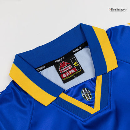 Retro Men's Juventus 1995/96 Away Soccer Jersey product view 6