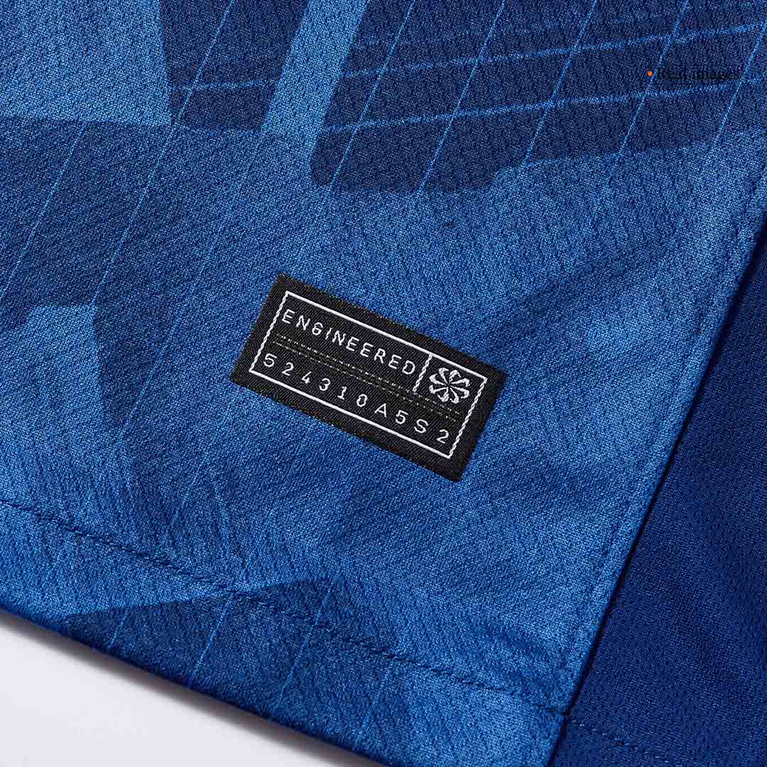 Men's Chelsea 2025/26 Home Long Sleeve Soccer Jersey product view 3